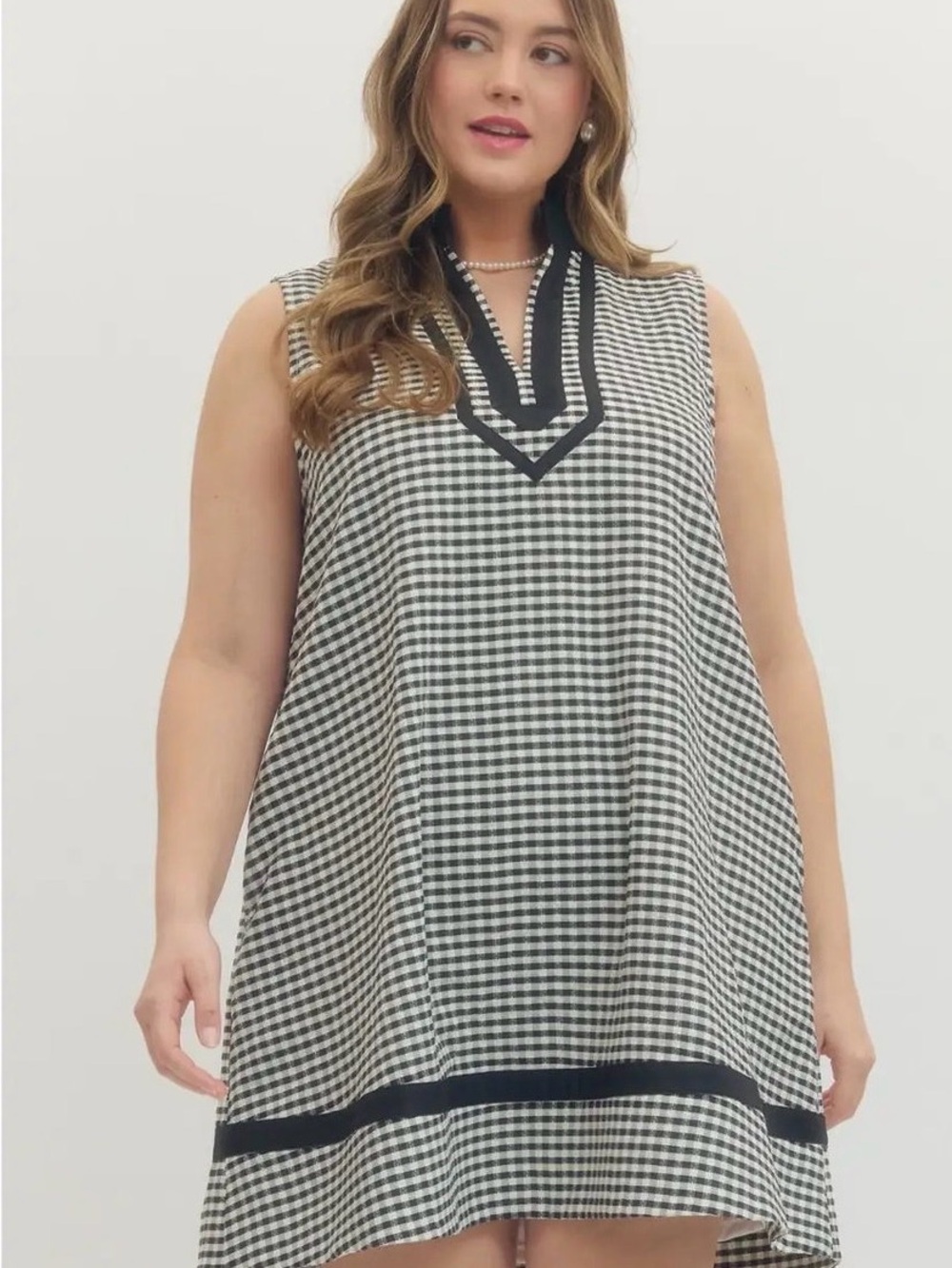 Sleeveless Black & White Gingham V-Neck Swing Top
